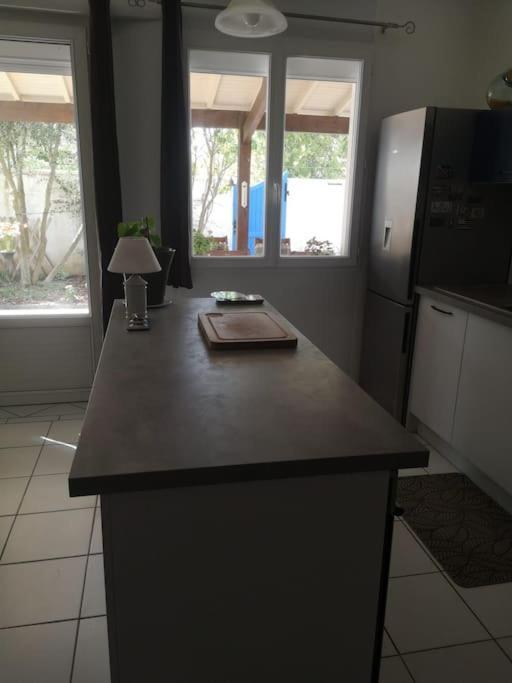 La Porte Bleue Holiday home Vouneuil-sous-Biard