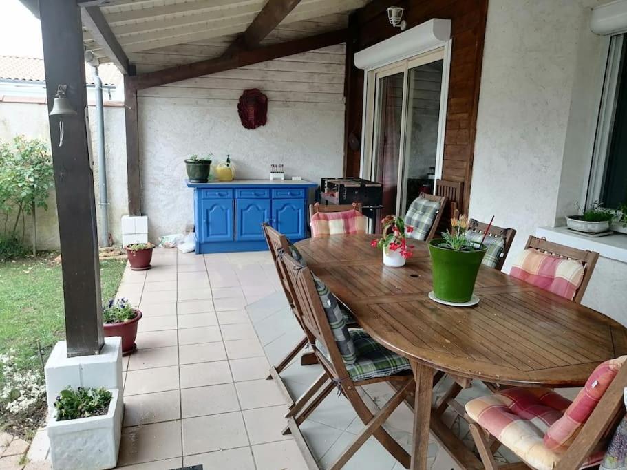 La Porte Bleue *